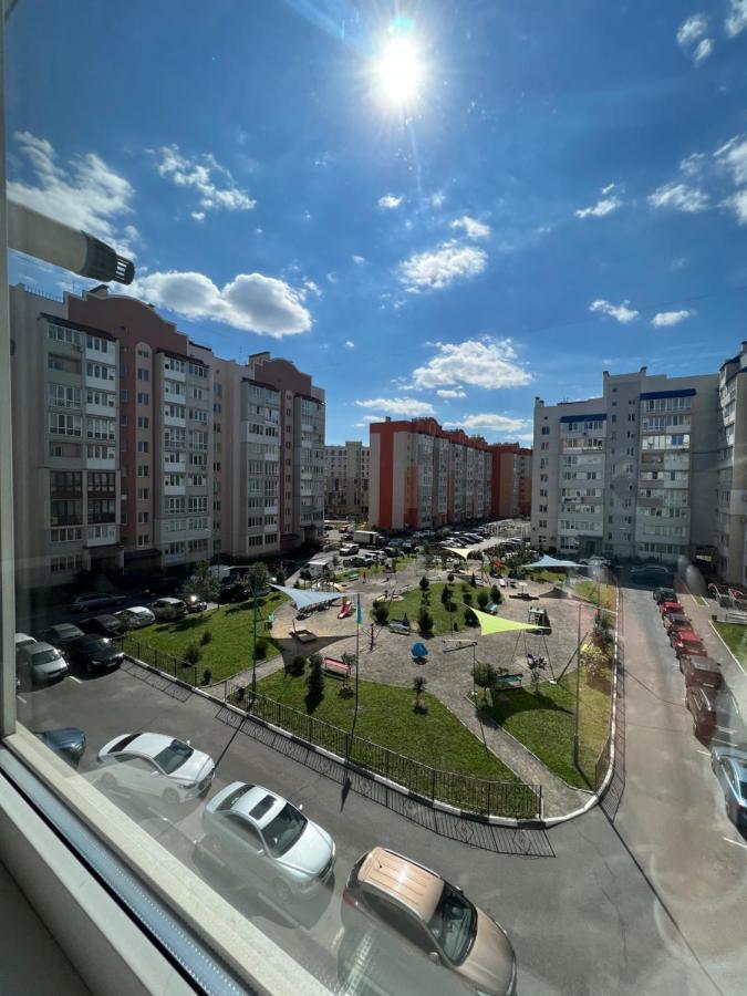 Квартира Люкс На Поділлі Apartamento Vinnytsia Exterior foto